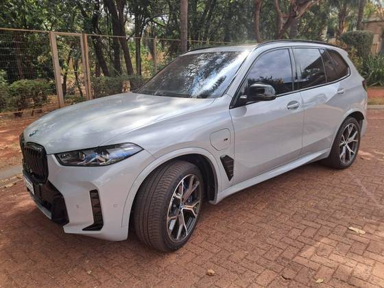 BMW X5 3.0 I6 TURBO HÍBRIDO XDRIVE50E M SPORT AUTOMÁTICO